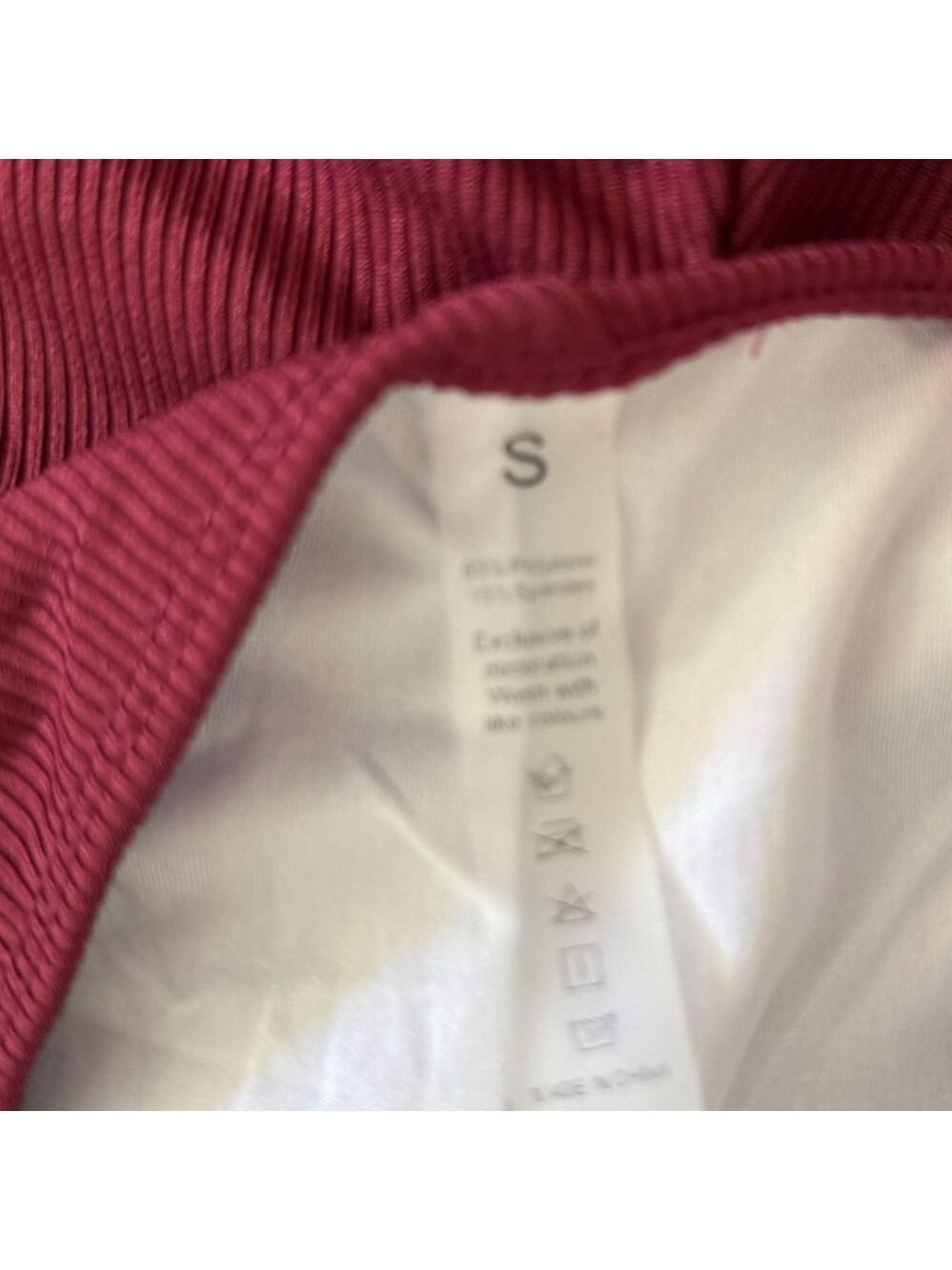 Sucrefas Ribbed Burgundy Cutout Halter Swim Set Shorts NWT Size S - Picture 5 of 5